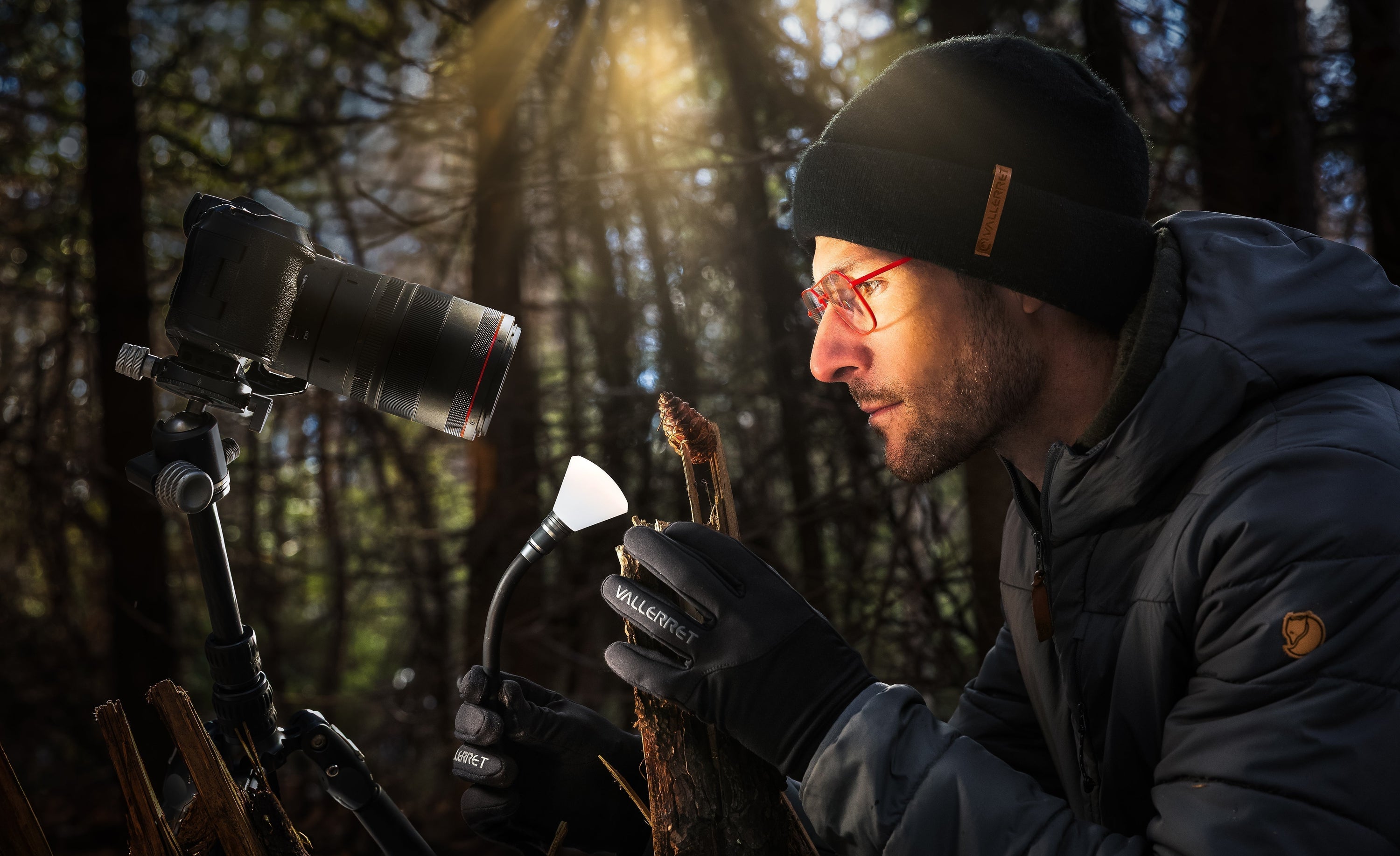 Daniel Aucoin taking a backlit Macro shot with Vallerret Camera Gloves on hands