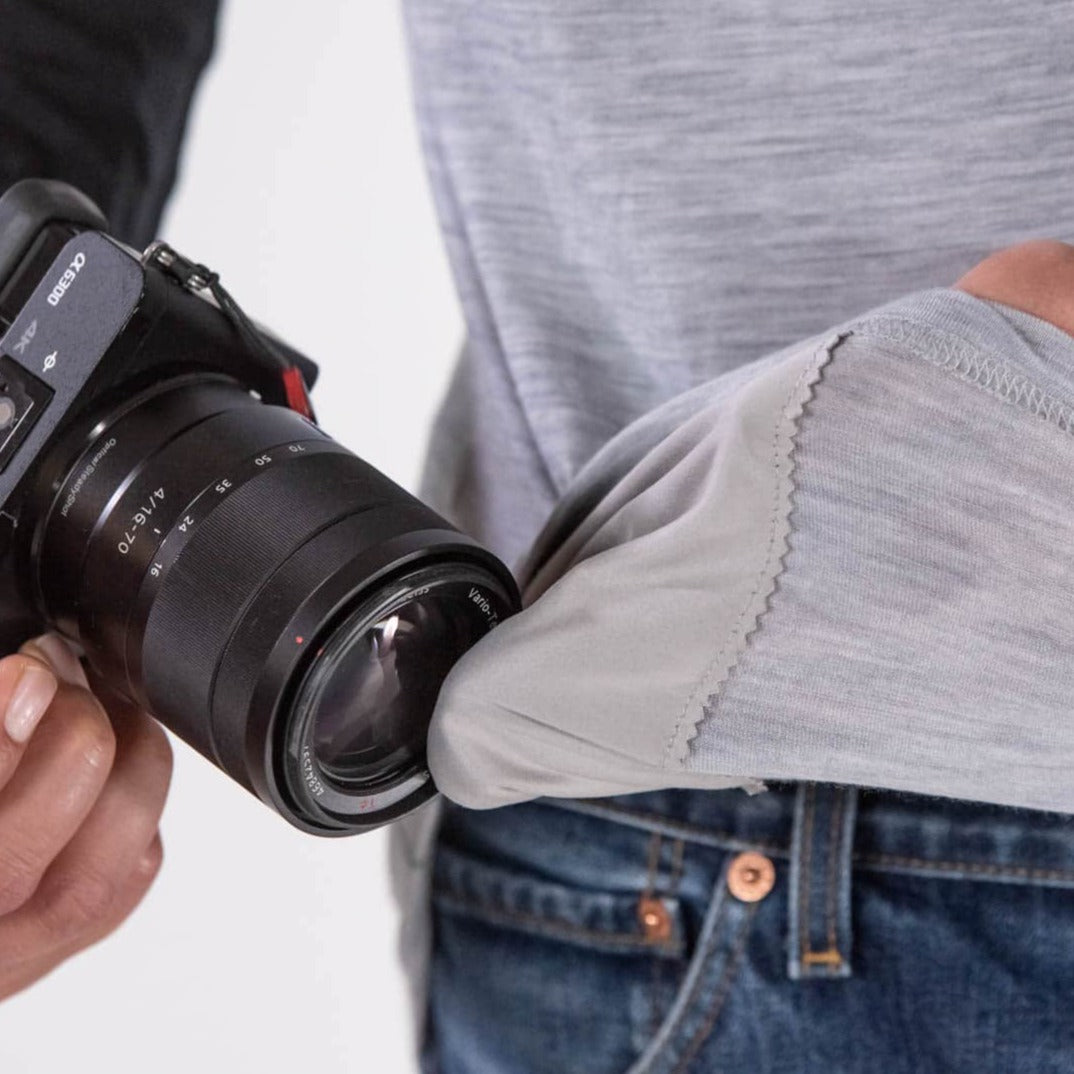 Winter Photography Apparel - Merino Wool Clothing by Vallerret